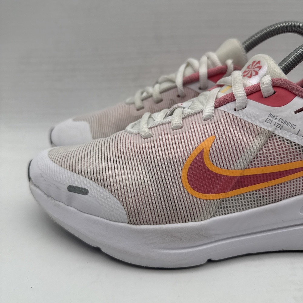 Nike Girls/Youth Grade School Downshifter 12 Running Shoes Size: 6Y (DM4194-100) - Picture 7 of 16
